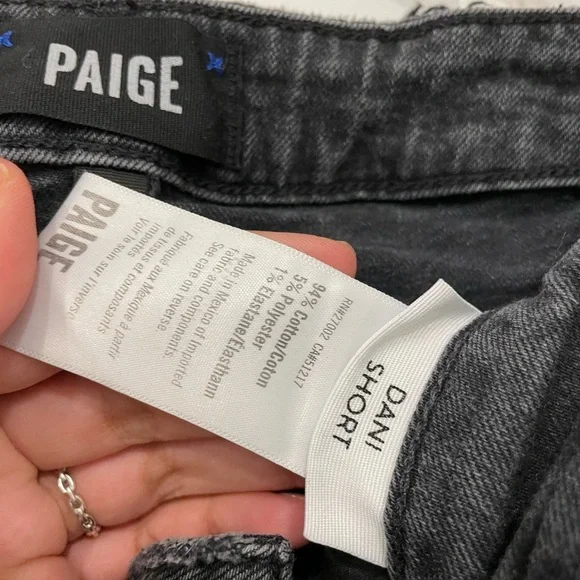 Paige Women’s Dani Cut Off Shorts Black Size 24 - Picture 3 of 12